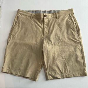 Tommy Bahama Khaki Shorts Mens Size 36 Beige Slash Pocket Mid Rise